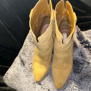 Stylish Tan Ankle Boots for Women